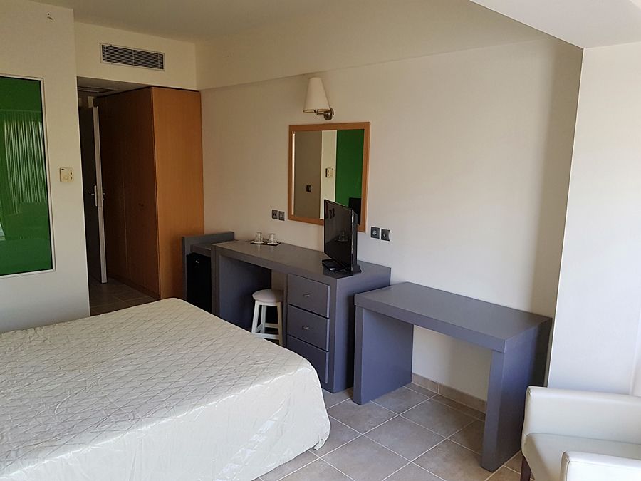 All Senses Ocean Blue Sea Side Resort (Adults Only) Petaloudes ภายนอก รูปภาพ